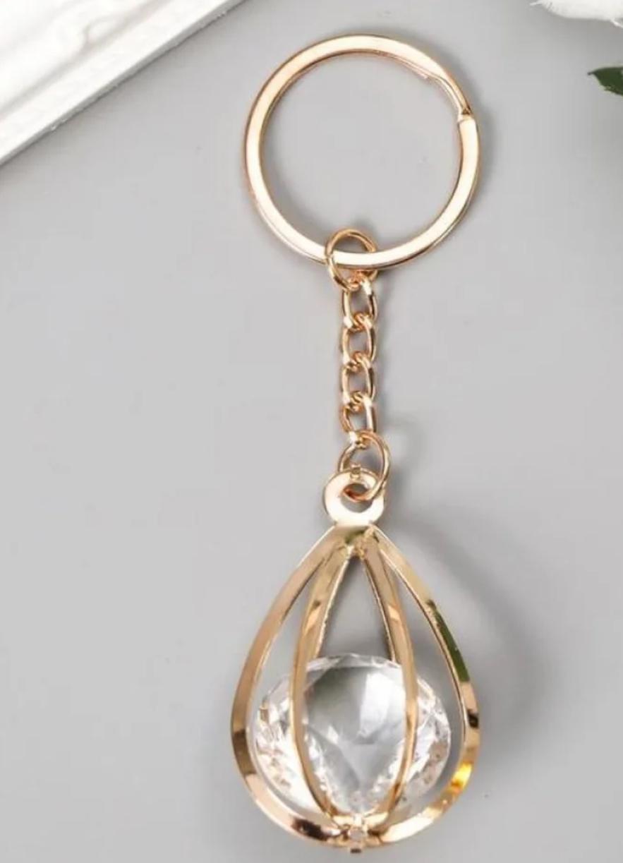 Elegant Crystal Teardrop Keychain - Gold Plated Chain Key Ring | Stylish and Chic Accessory